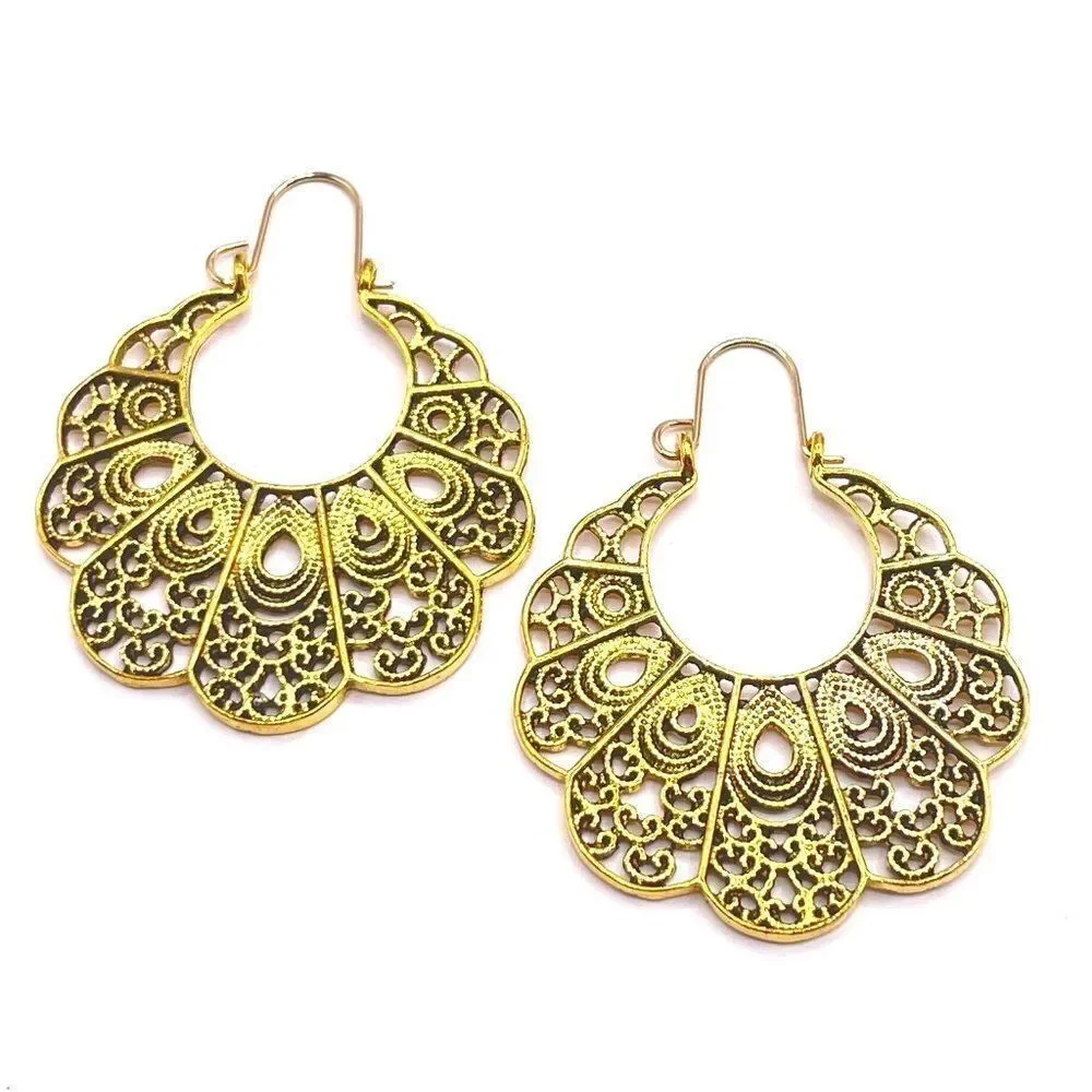 Yellow Gold Detailed Boho Scallop Edge Dangling Drop Hinged Hook Earrings